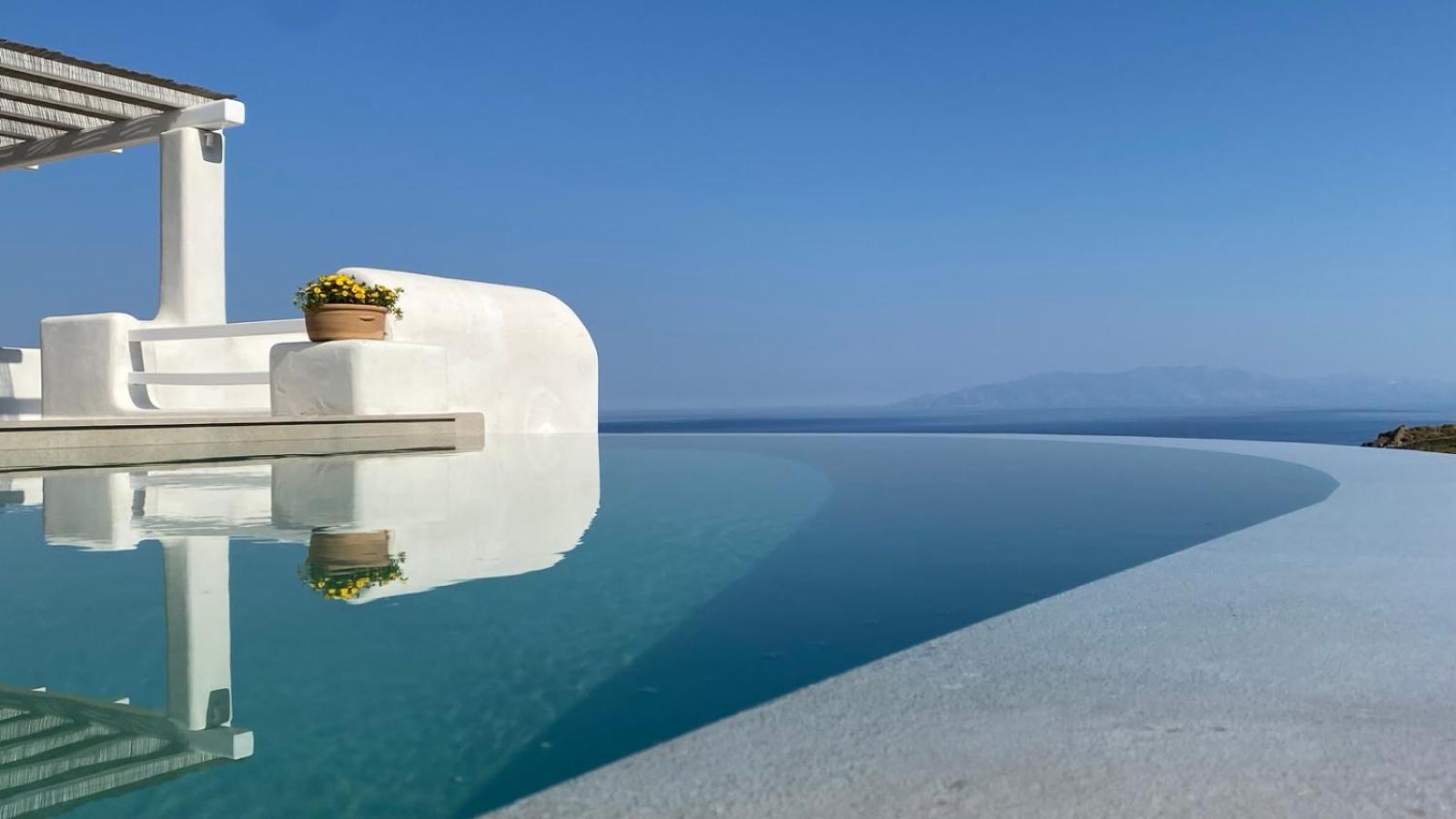 Camelia 2 - Psarou View - Private Pool And Jacuzzi *